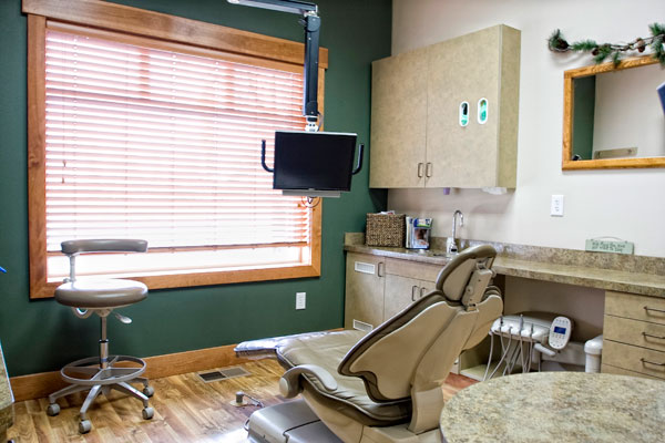 Family Dentistry cleaning room | Young Construction Group Project